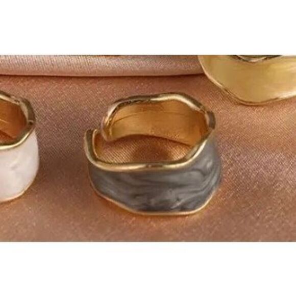 NWT Y2K Gray Drip Glaze Wavy Gold Rimmed Adjustable Ring - Picture 2 of 5